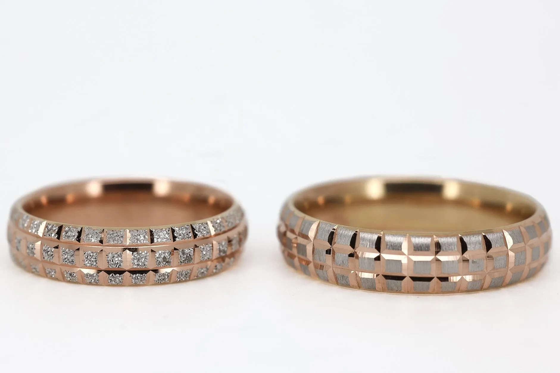 Amour Bands Wedding Bands