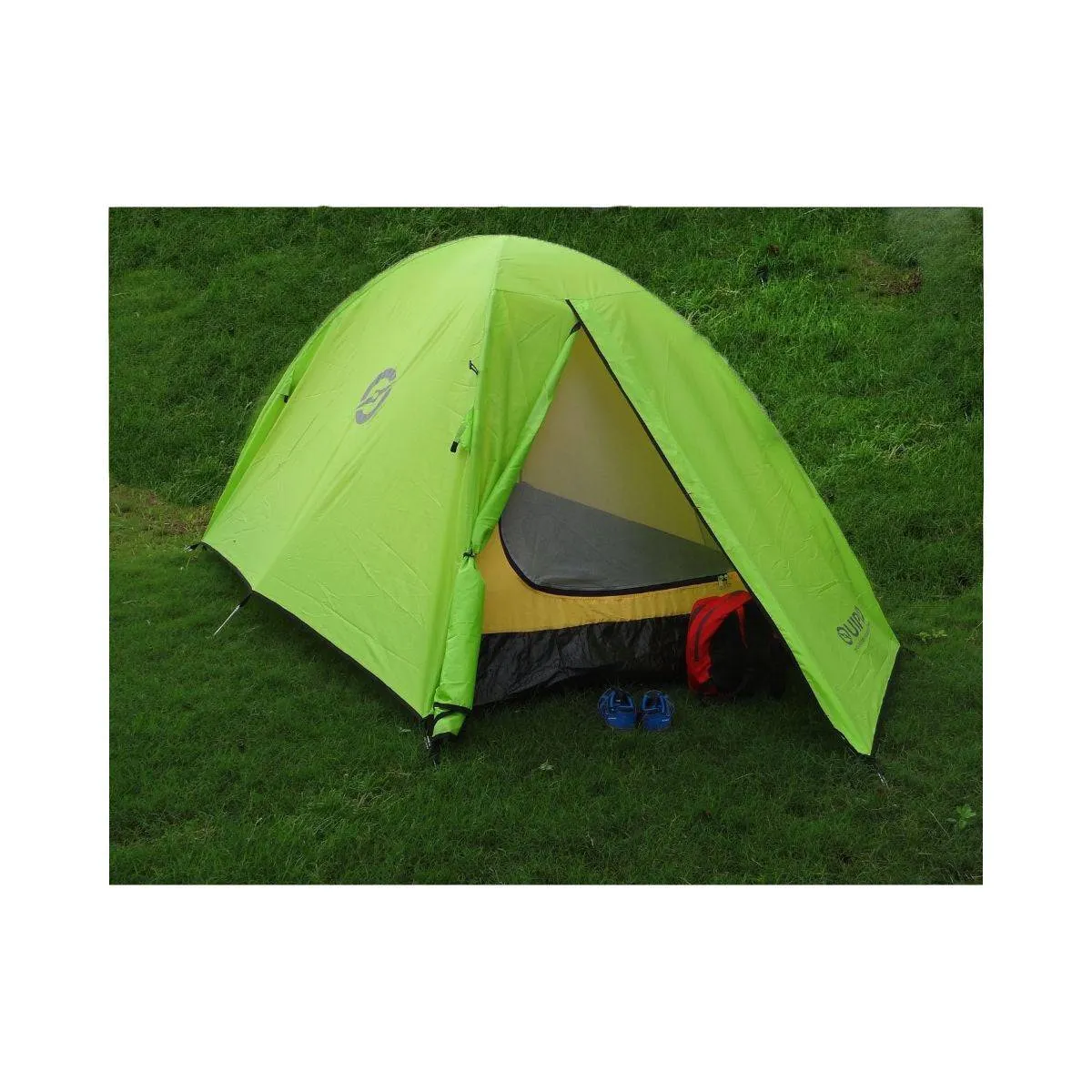 Gecko 2-Person Camping Tent (Fibreglass Poles)