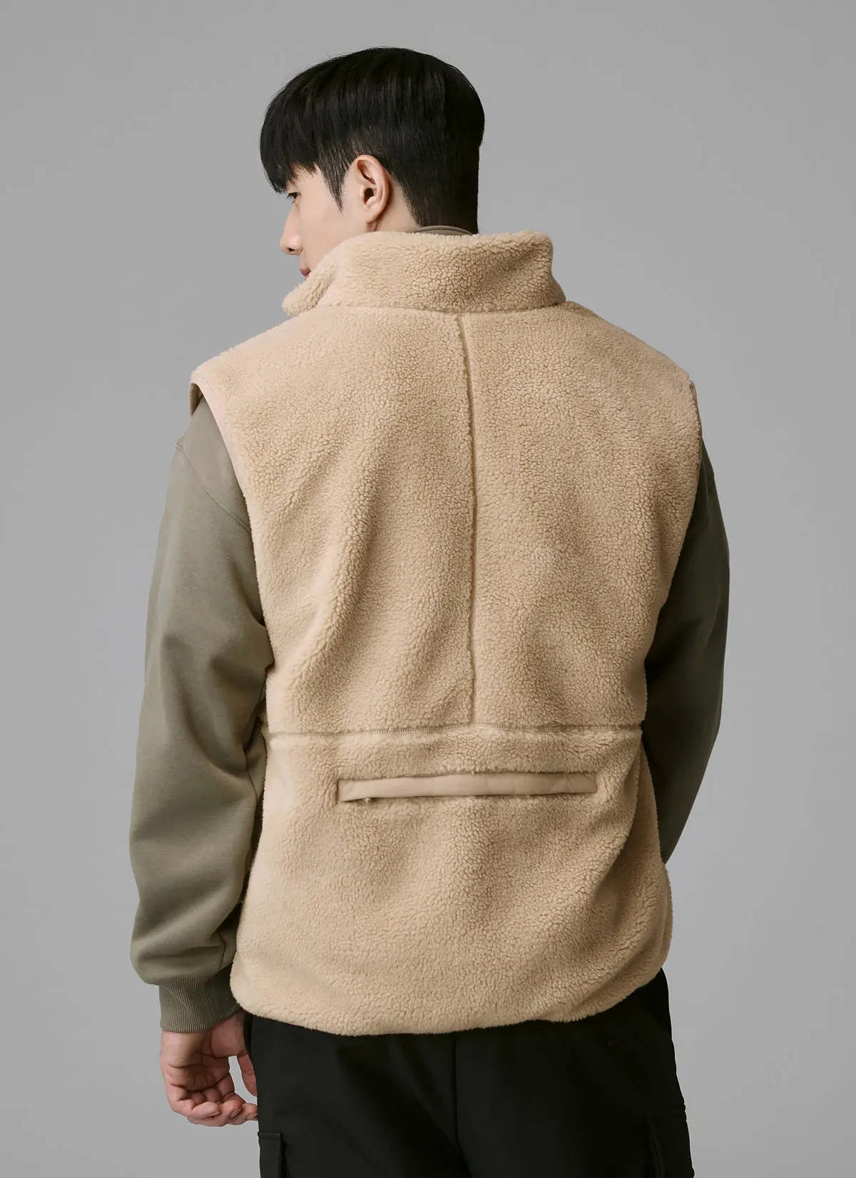 Multi-pocket fleece vest