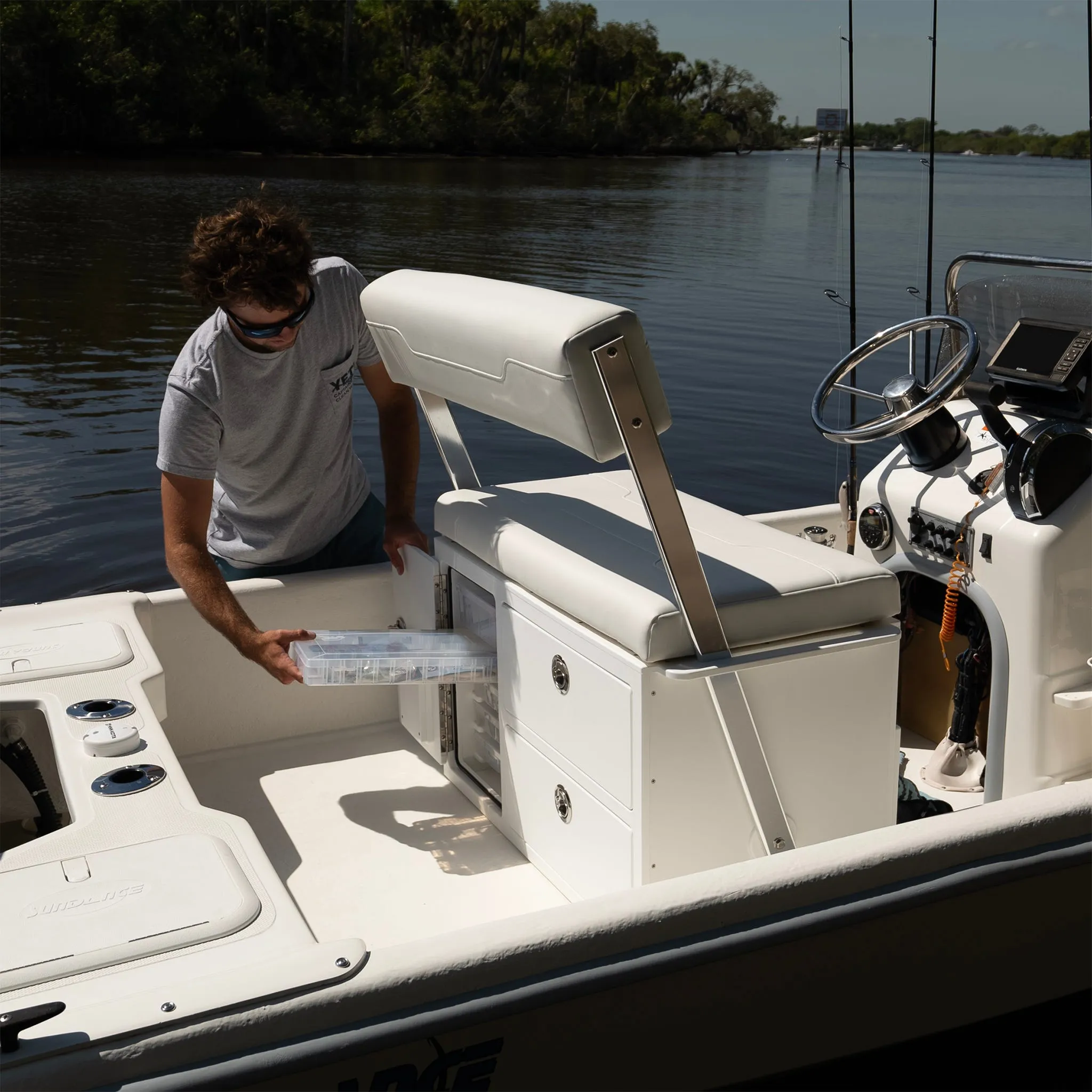 RIO MARINE CUSTOMS SWING BACK TACKLE BOX HELM SEAT